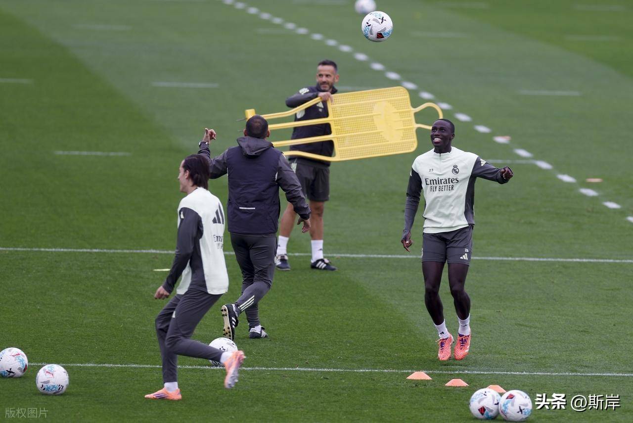 皇家马德里迎国王杯关键赛；今晨临场应变；态度坚定；年轻球员得到机会的简单介绍